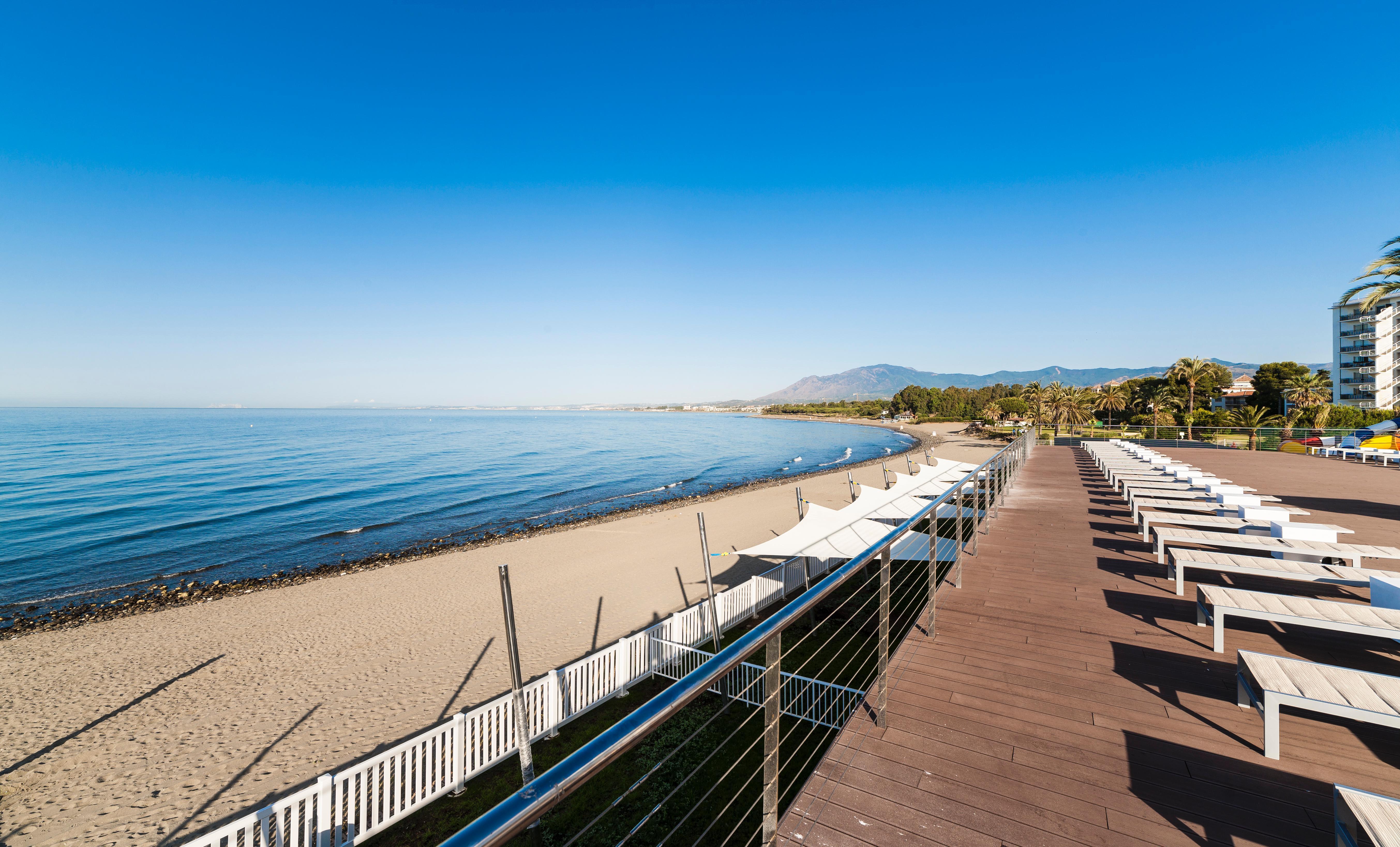 Globales Playa Estepona Ngoại thất bức ảnh