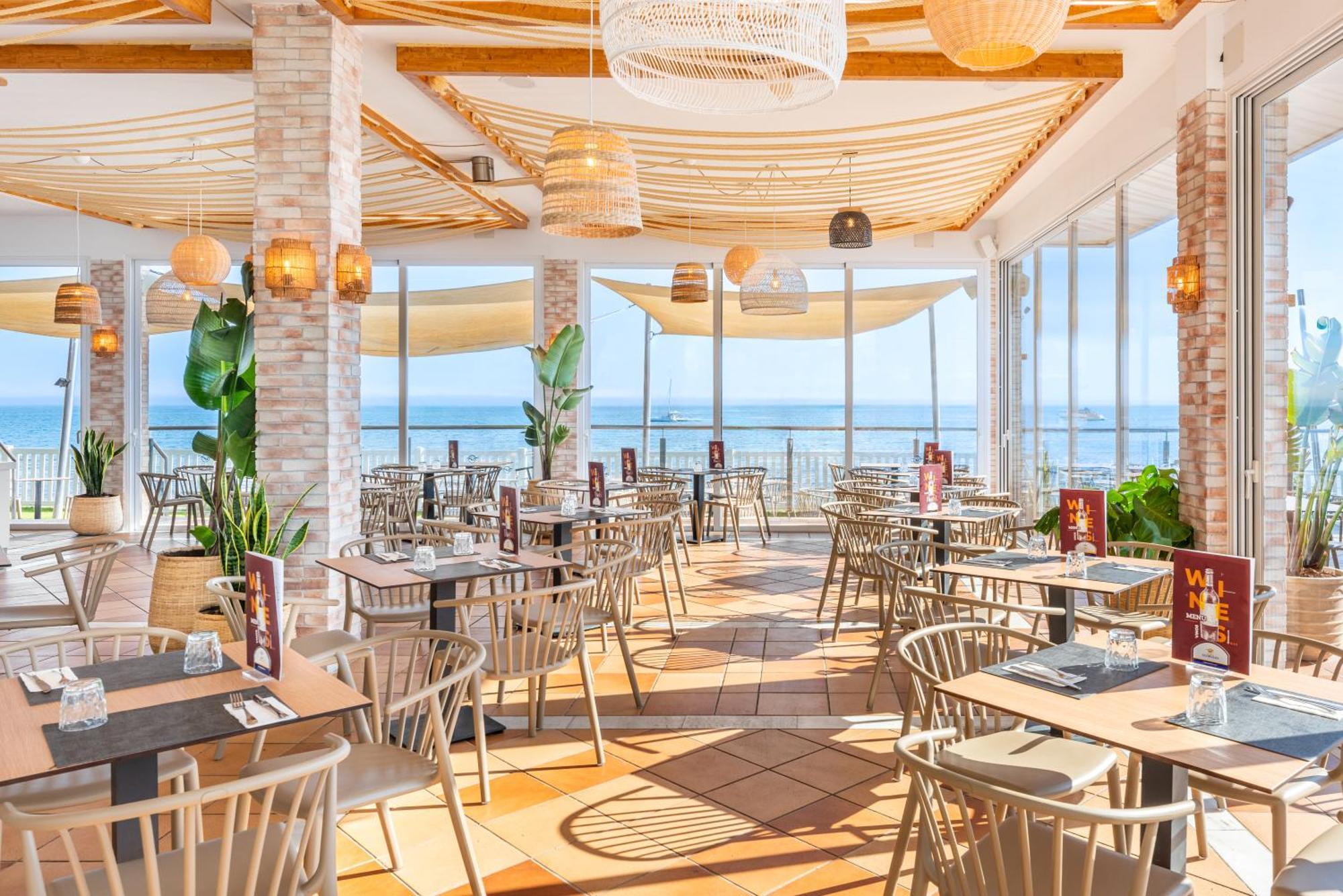 Globales Playa Estepona Ngoại thất bức ảnh